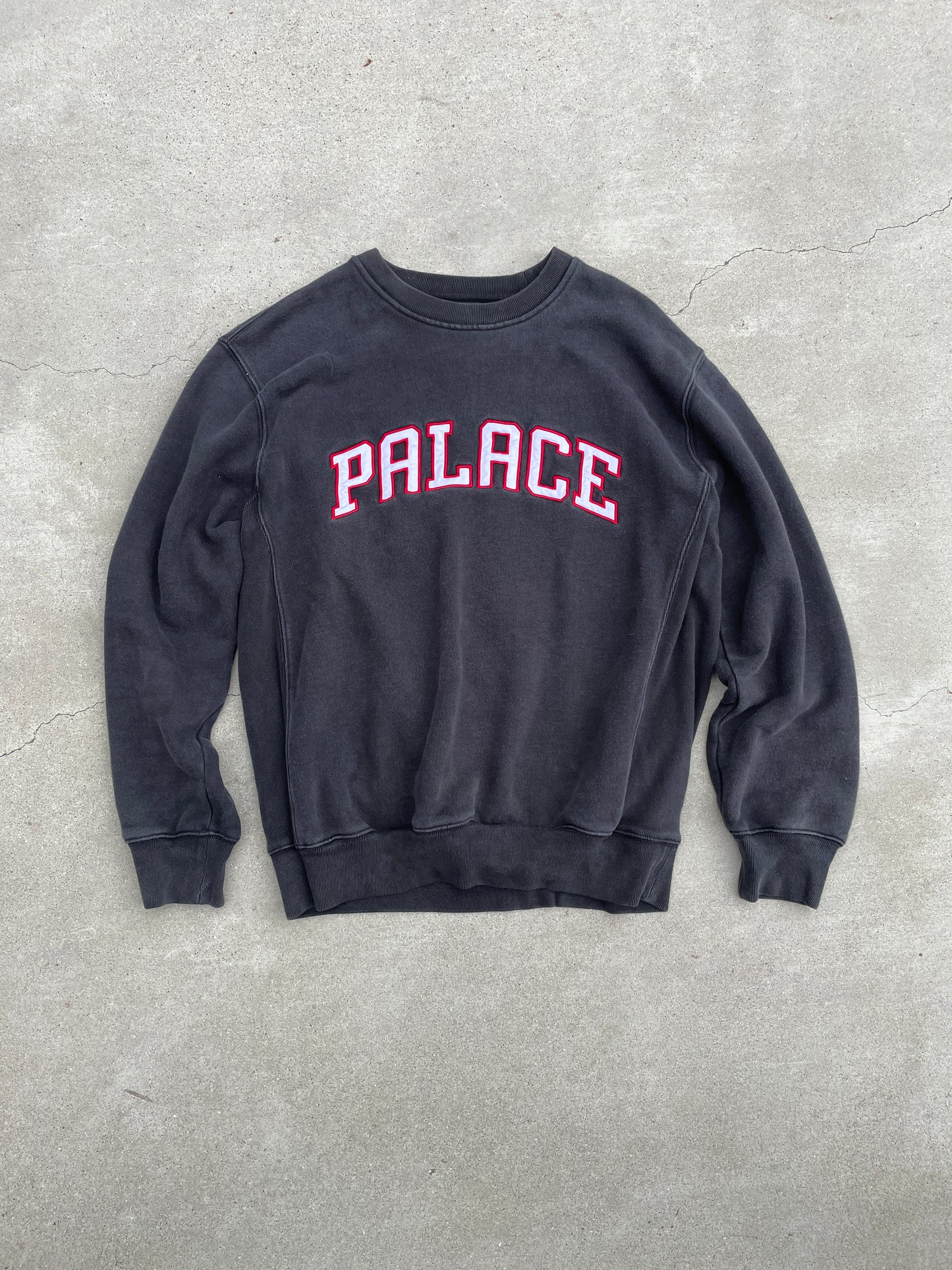 FADED BLACK PALACE CREWNECK