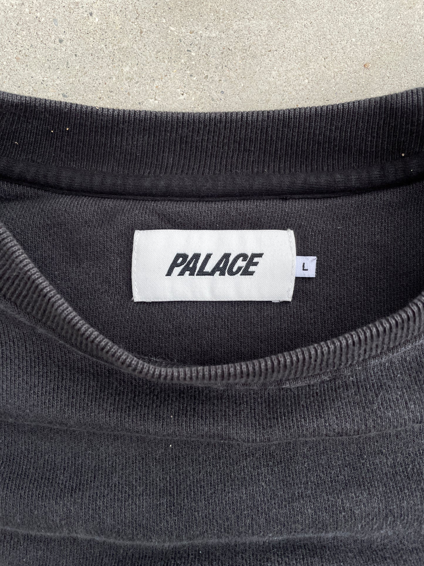 FADED BLACK PALACE CREWNECK