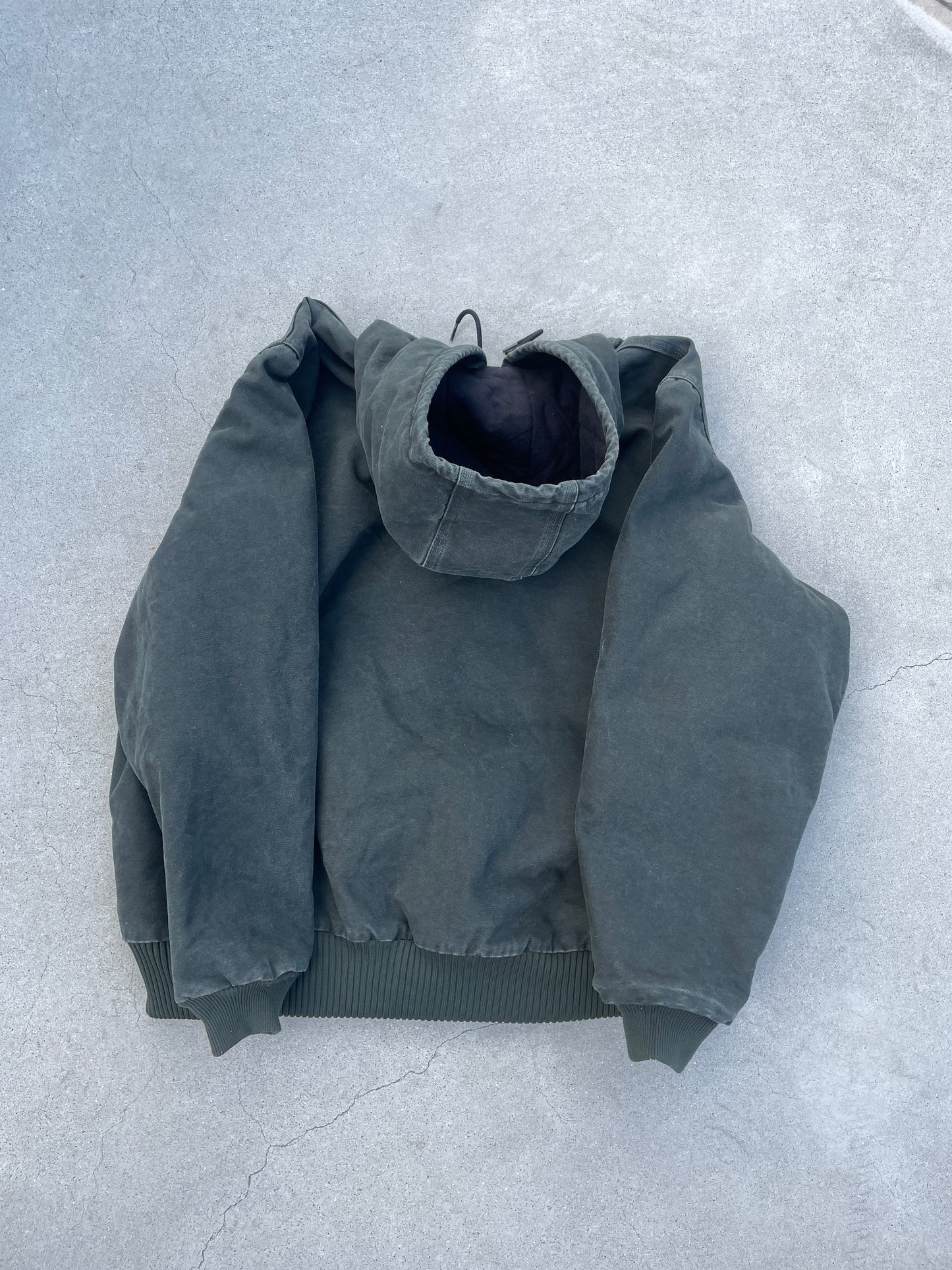 FOREST GREEN HOODED CARHARTT JACKET