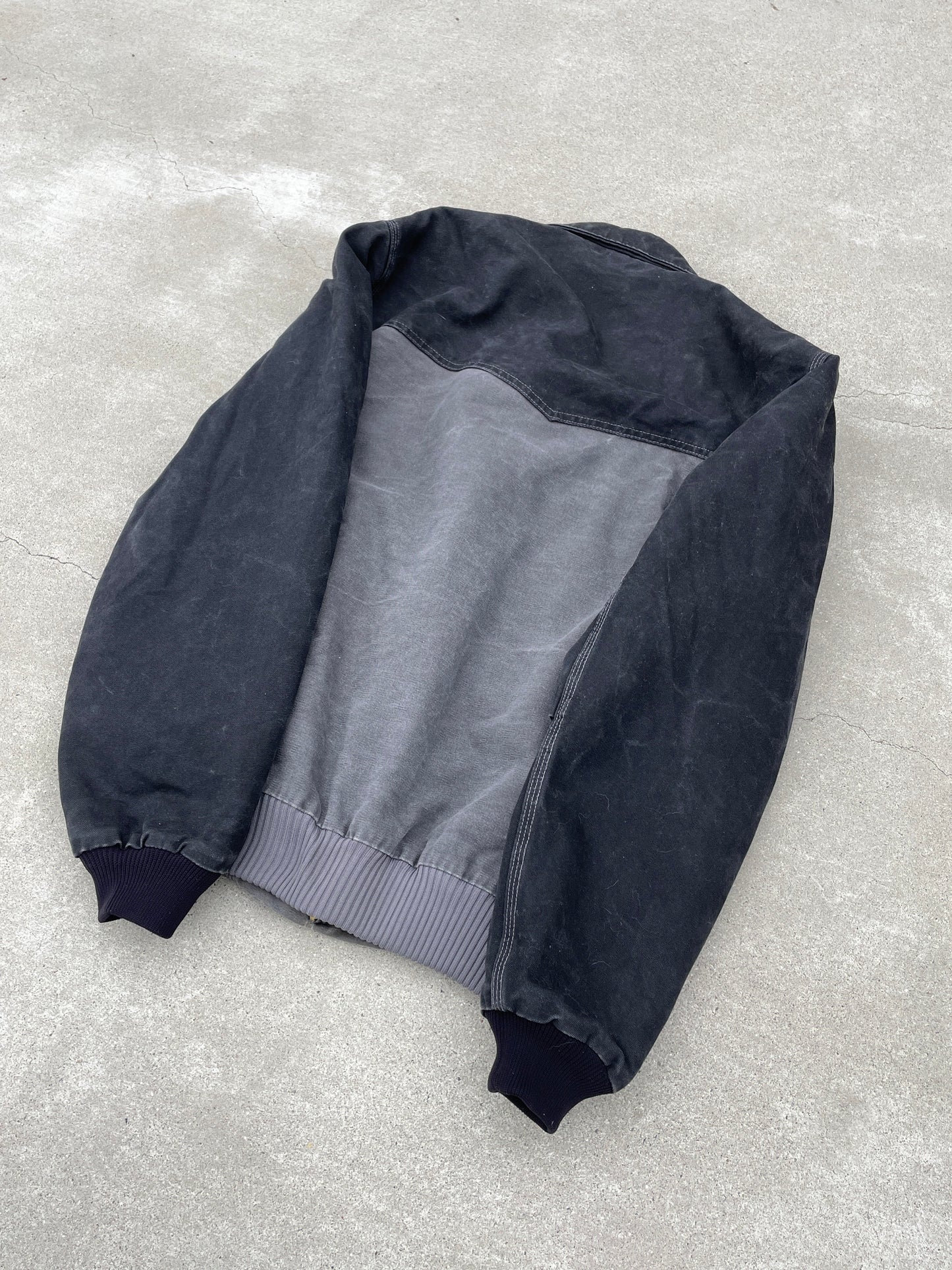 TWO-TONE SANTA FE CARHARTT JACKET