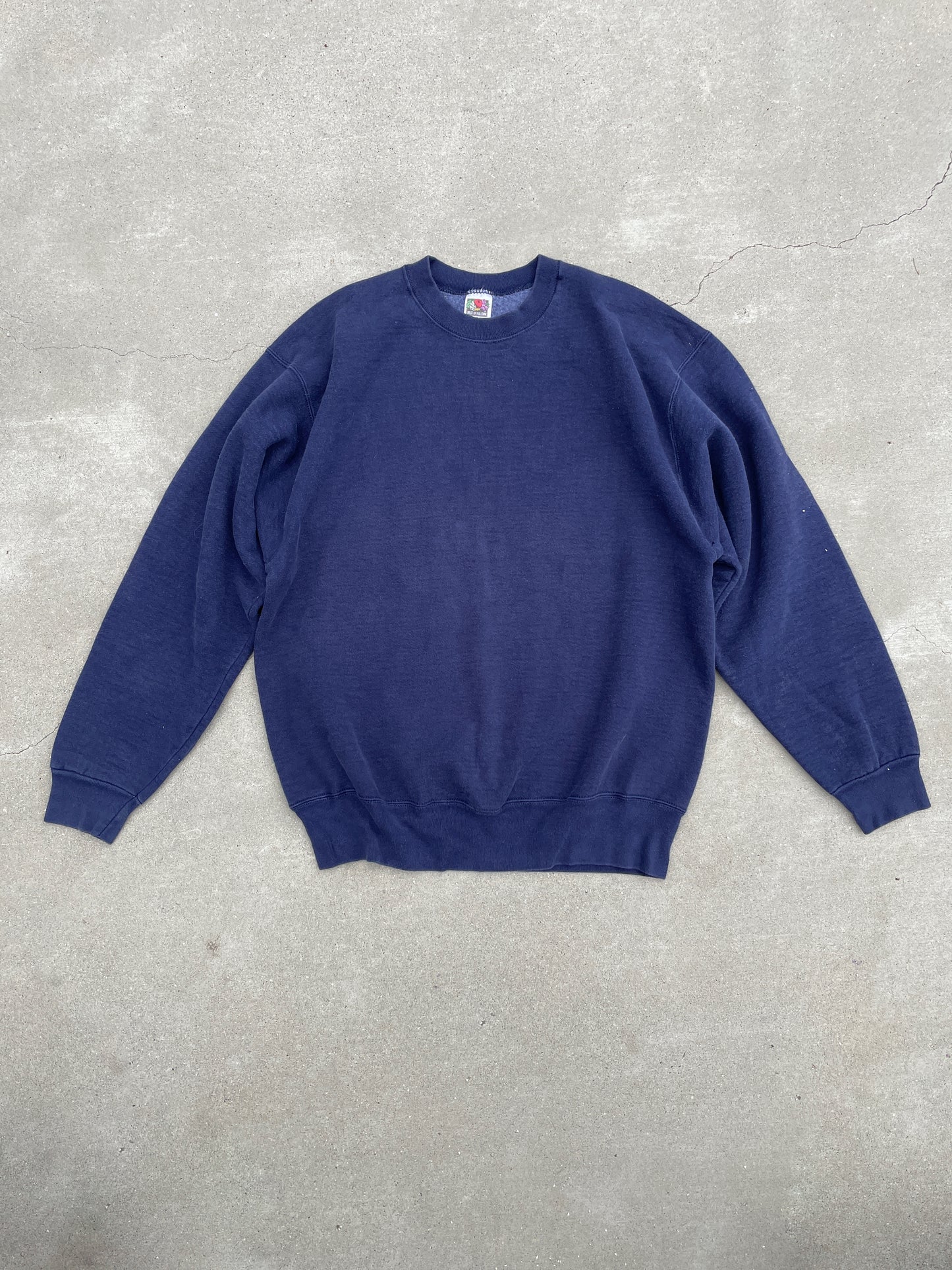 NAVY FRUIT OF THE LOOM CREWNECK - 1990S