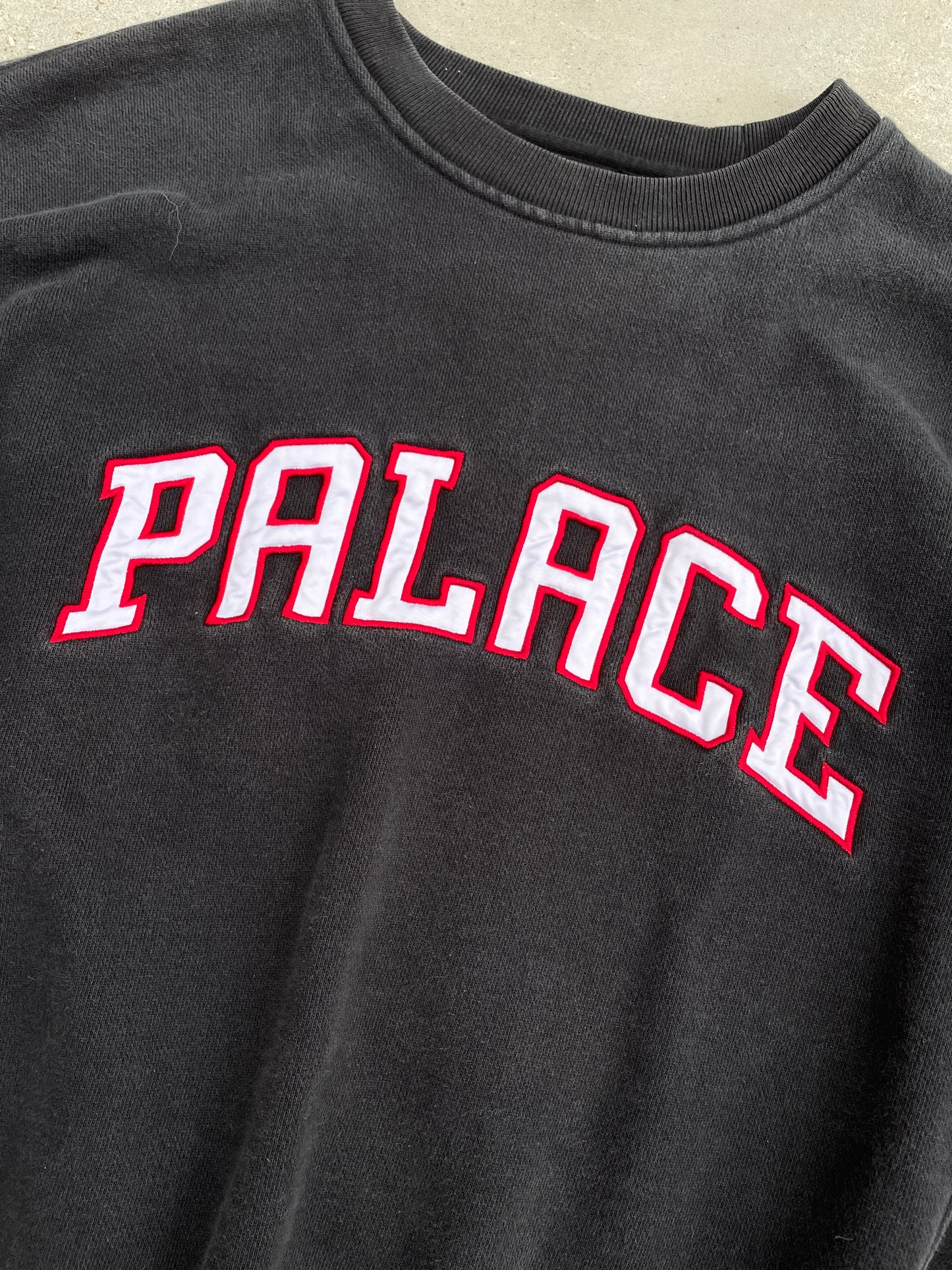FADED BLACK PALACE CREWNECK