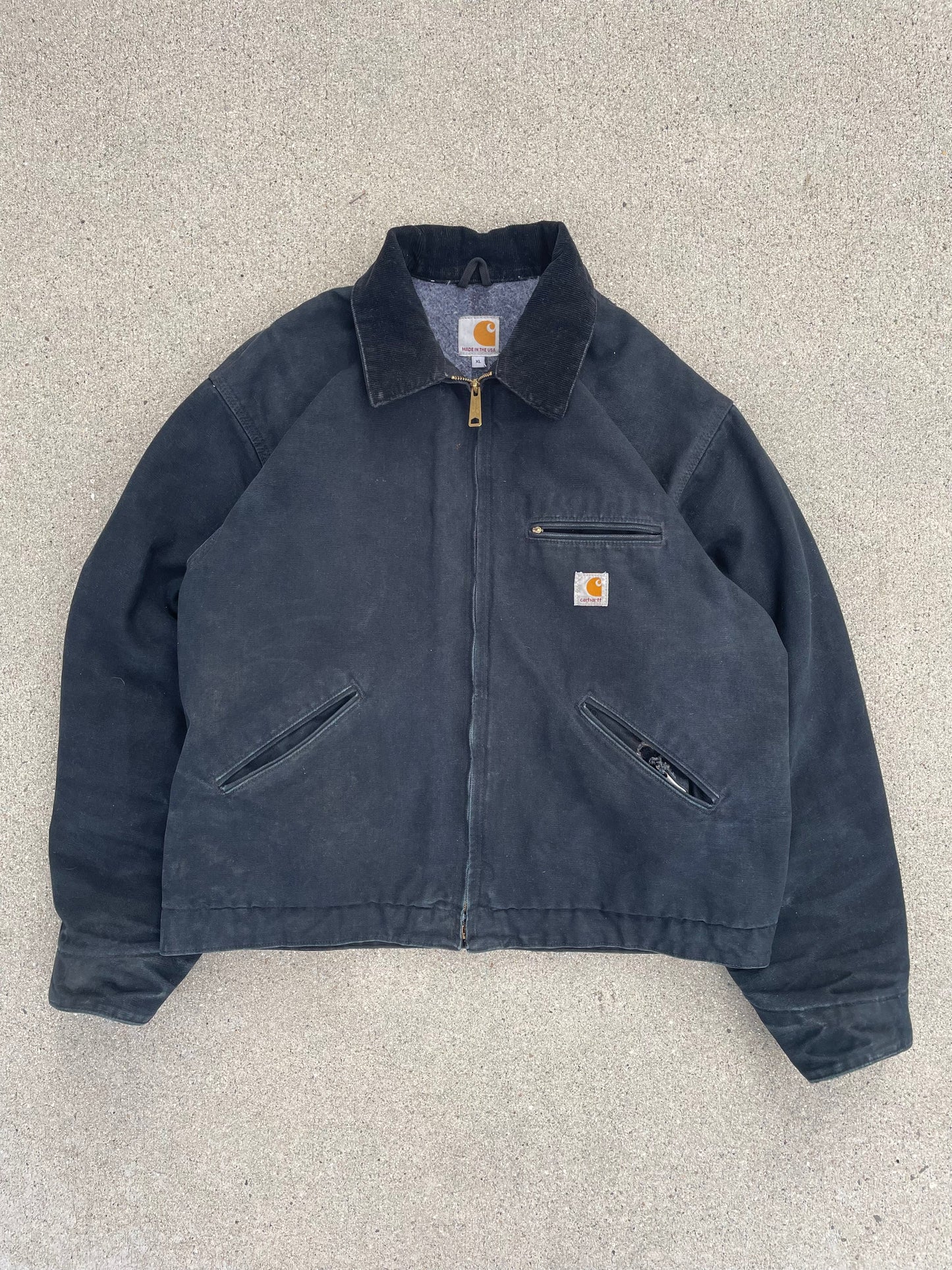 FADED BLACK CARHARTT DETROIT